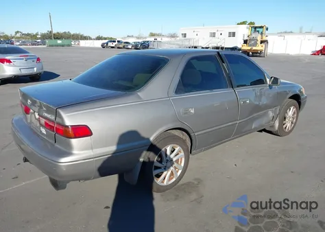 1999 Toyota Camry Le из США, поврежденный, VIN 4T1BG22K2XU464288